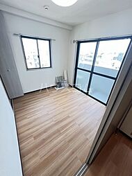 ワールドパレス目黒本町 502 5階2Kのリビング/ダイニング