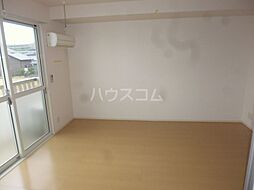 クレスト菰野 202