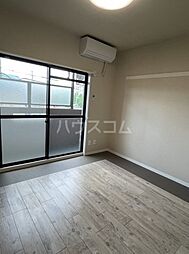 シーズンコート野並 2階1Kのリビング/ダイニング