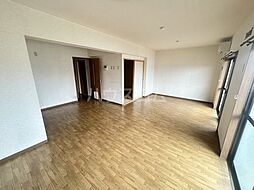 エスト 203 2階3LDKのリビング/ダイニング