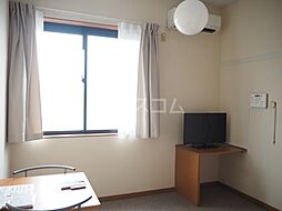 レオパレスアミティエ 104 1階1Kのリビング/ダイニング