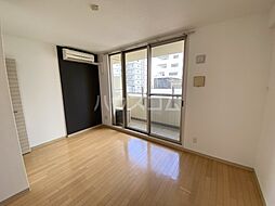 アーバンウェル茨木 11階1Kのリビング/ダイニング