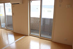 ベルウィル・メゾン 302 3階2LDKのリビング/ダイニング