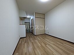 パークサイド居串 1階ワンルームのリビング/ダイニング