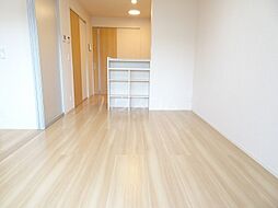 アルカンジュ 1階1LDKのリビング/ダイニング