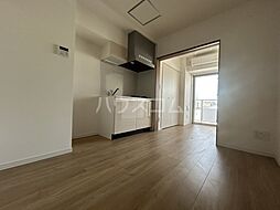 Ｒｏｙａｌ　Ｃｏｍｆｏｒｔ 302 3階1DKのリビング/ダイニング