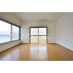 アーバンハイム成城 201 2階1Kのリビング/ダイニング