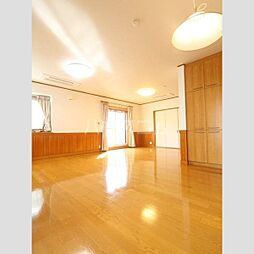 柿の木坂1丁目戸建 1 1階4SLDKのリビング/ダイニング