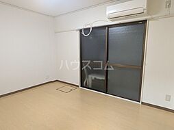 プリマス一之江 203 2階1Kのリビング/ダイニング