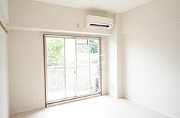 ピア・ボナール 107