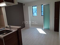 東京メトロ千代田線 綾瀬駅 徒歩13分の賃貸マンション 2階1LDKのリビング/ダイニング