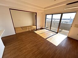 サーパス鴨宮 409 4階3LDKのリビング/ダイニング