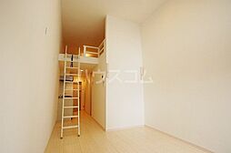 Ｅｌｙｓｉｕｍ 102 1階ワンルームのリビング/ダイニング