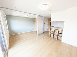 東武小泉線 東小泉駅 徒歩5分の賃貸アパート 1階2LDKのリビング/ダイニング