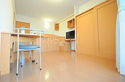 JR東海道本線 平塚駅 バス27分 江東下車 徒歩4分の賃貸アパート 2階1Kのリビング/ダイニング