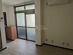 東急田園都市線 三軒茶屋駅 徒歩12分の賃貸マンション 3階ワンルームのリビング/ダイニング