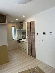 グラナーデ白子 301