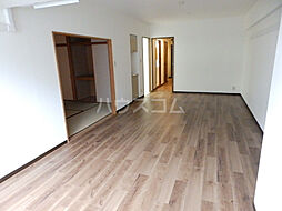 エルプレイス下総中山II 201 2階3LDKのリビング/ダイニング