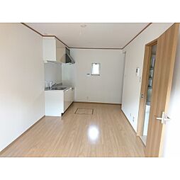 レイクウッド 108 1階2LDKのリビング/ダイニング