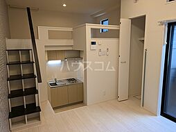 アップザイツ 103 1階ワンルームのリビング/ダイニング