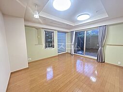 ガーデンズ国立東館 103 1階1SLDKのリビング/ダイニング