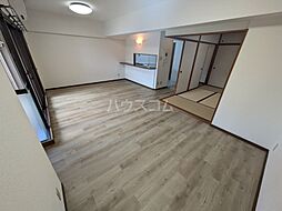 サンハウス第4あさひの 1C 1階4LDKのリビング/ダイニング