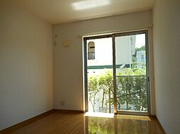 アウグーリオ 01030 1階1LDKのリビング/ダイニング