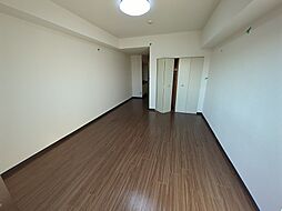 レジオンドヌール 502 5階ワンルームのリビング/ダイニング