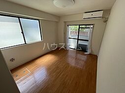 東急東横線 学芸大学駅 徒歩11分の賃貸マンション 1階ワンルームのリビング/ダイニング