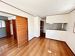 ラ・ヴィータ1号 205 2階1LDKのリビング/ダイニング