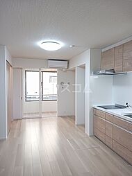 パーク　メゾン 102 1階1LDKのリビング/ダイニング