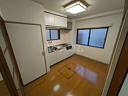 カーサ永 101 1階2DKのリビング/ダイニング