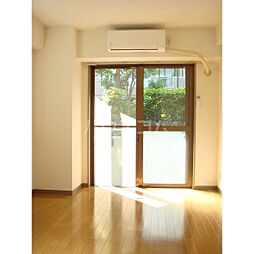 ＹＳ3 1階1Kのリビング/ダイニング