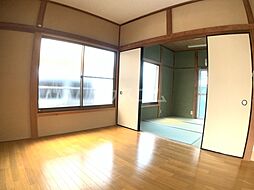 よろこび荘 2 1階2Kのリビング/ダイニング