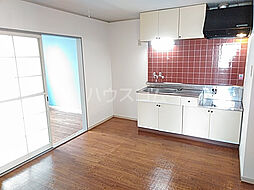 ジョイフル足立 202 2階3DKのリビング/ダイニング