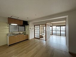 名古屋市営名城線 平安通駅 徒歩5分の賃貸マンション 4階2LDKのリビング/ダイニング