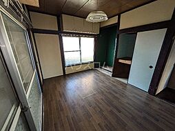 真鍋6丁目戸建て 1 1階4DKのリビング/ダイニング