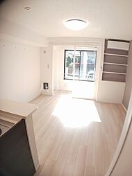 フェリーチェ’25 102 1階ワンルームのリビング/ダイニング