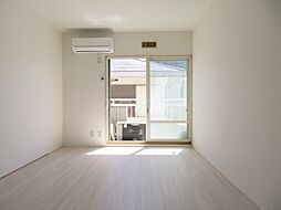 サンヒルズ栗山 205 2階ワンルームのリビング/ダイニング