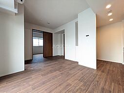 都営新宿線 菊川駅 徒歩9分の賃貸マンション 8階2LDKのリビング/ダイニング