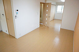 ビスキー　ローズ 203 2階1LDKのリビング/ダイニング