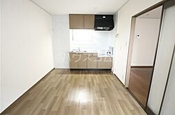 グランドソレイユ　D 101 2階3DKのリビング/ダイニング