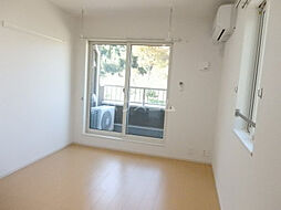 三岐鉄道北勢線 蓮花寺駅 徒歩17分の賃貸アパート 2階1LDKのリビング/ダイニング