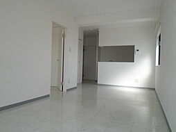 フレンドリー　I 302 3階1LDKのリビング/ダイニング