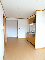 マーヴェラスＡ 201 2階2DKのリビング/ダイニング