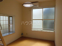 ティーエムズ香坂 102 1階ワンルームのリビング/ダイニング