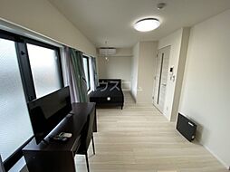 プレール・ドゥーク高井戸 404 5階ワンルームのリビング/ダイニング