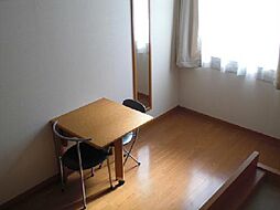 レオパレス小針II 108 1階1Kのリビング/ダイニング