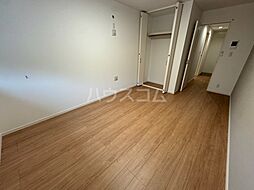 モンターニャ・グランデ東岩槻B 102 1階1Kのリビング/ダイニング