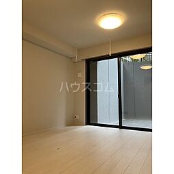 ACP Residence 新江古田 101 地下1階1LDKのリビング/ダイニング